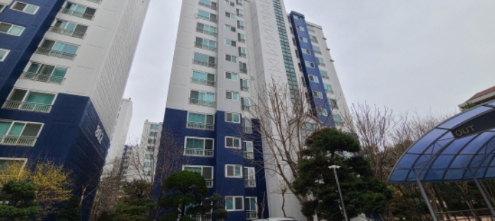 1동 건물 전경