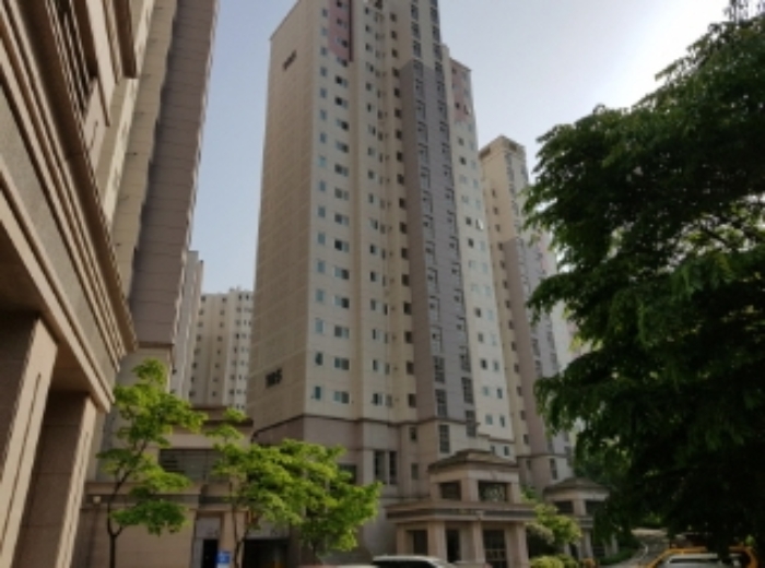 본건 아파트 전경