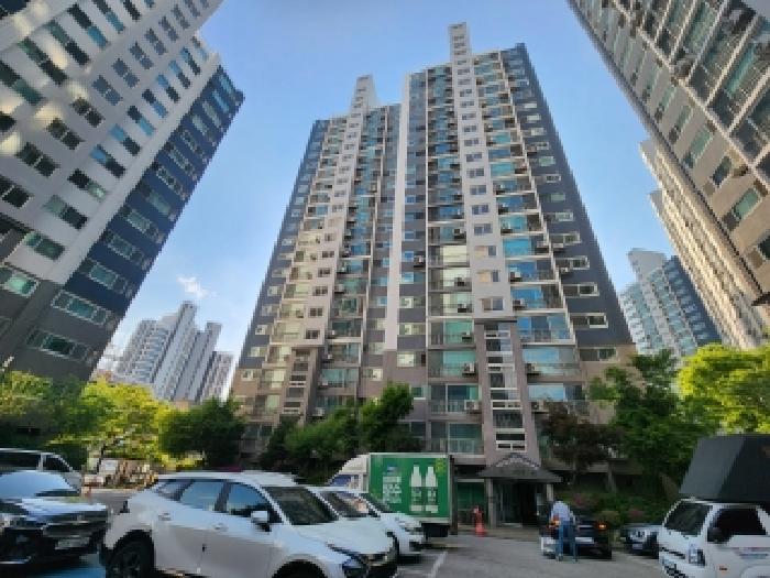 이 건 부동산 외관 전경