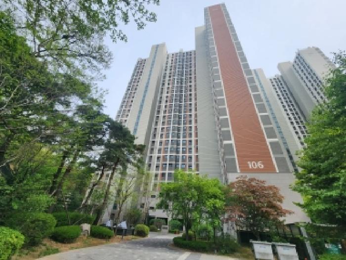 이 건 부동산 외관 전경