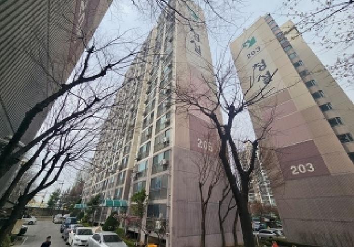 본건 건물 전경 