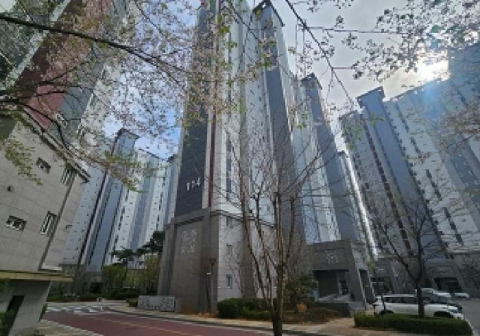 본건 건물 전경 