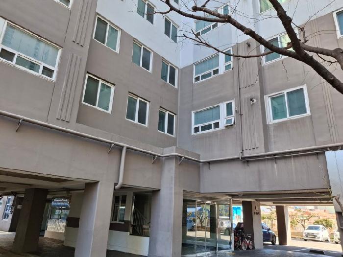 죽토로2 , 신우희가로아파트 1동 812호