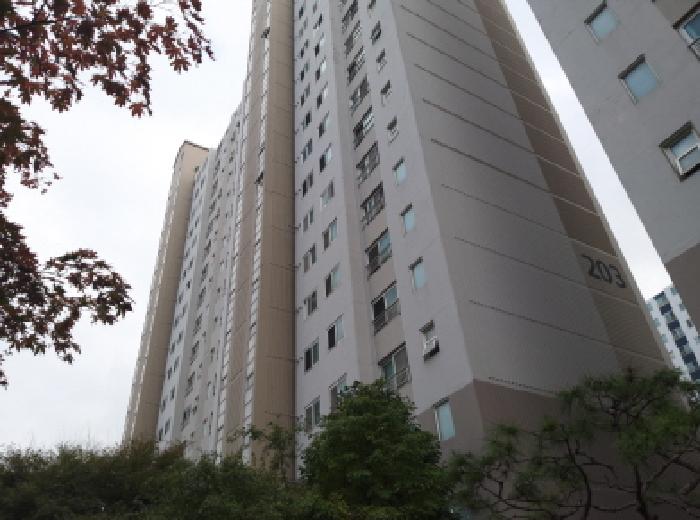 * 본건 목적물 소재 동 전경