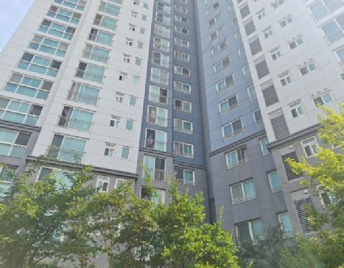 건물 전경