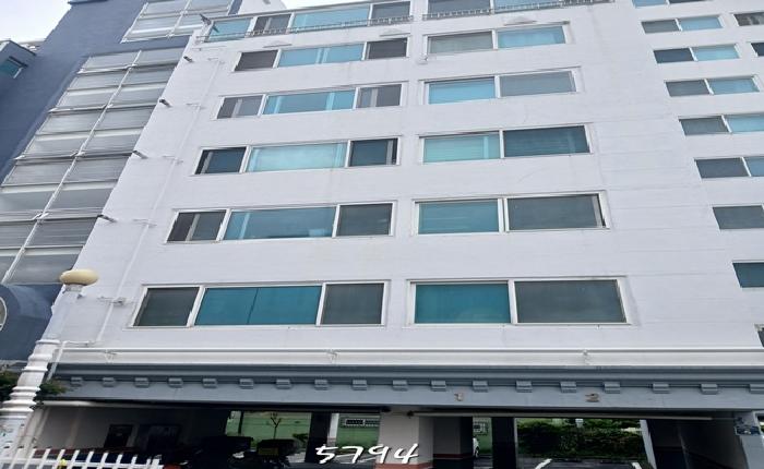 본건 건물 전경