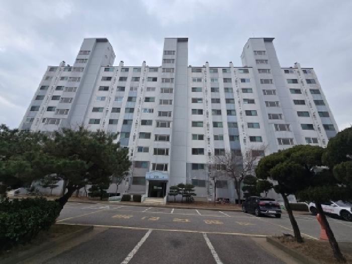 건물 전경