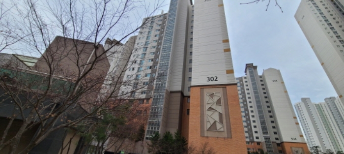 1동 건물 전경