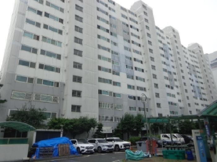 본건 아파트 전경