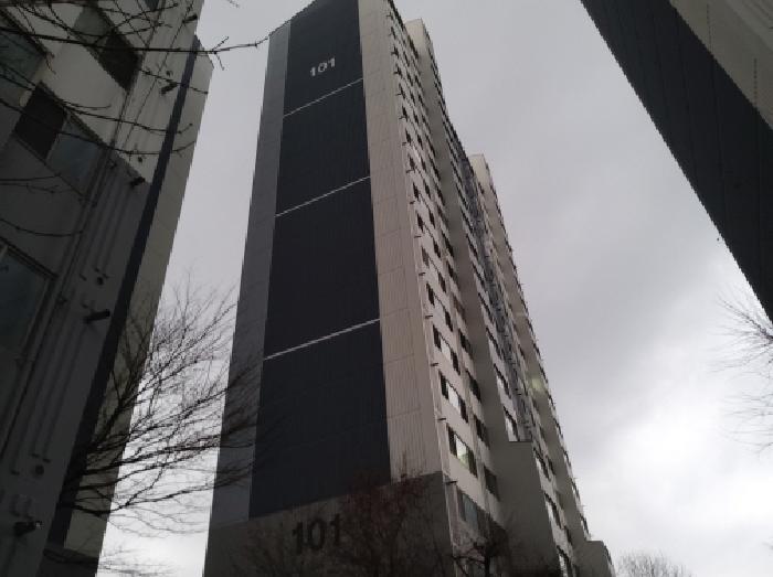 * 본건 목적물 소재 동 전경