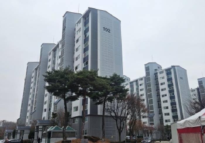 본건 건물 전경 