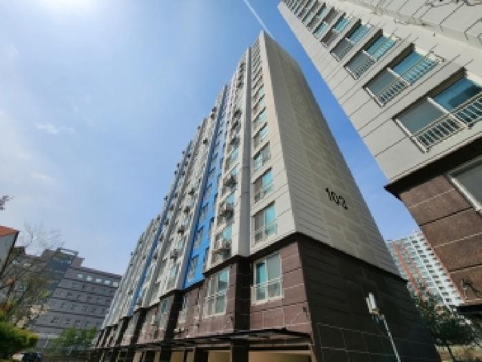 용봉동 도나우270 103동 2층203호