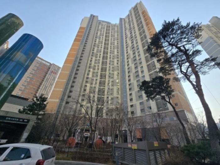 건물 전경