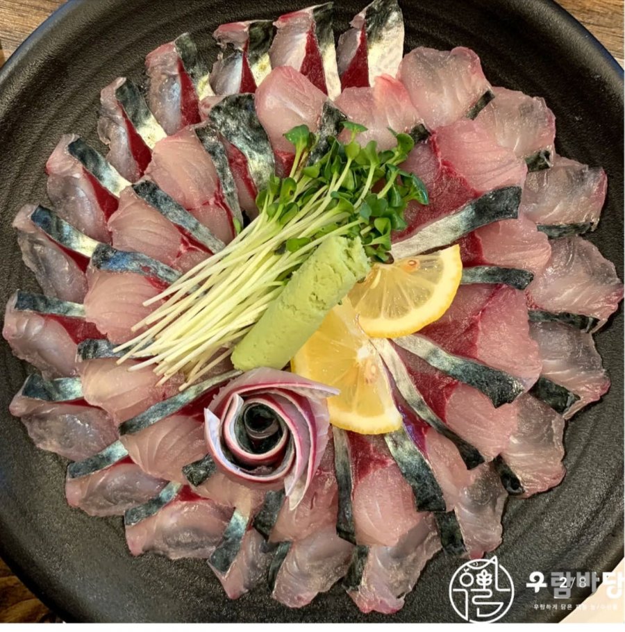 활 고등어회 필렛 손질 후 270g 내외 (21,900원/4,000원)