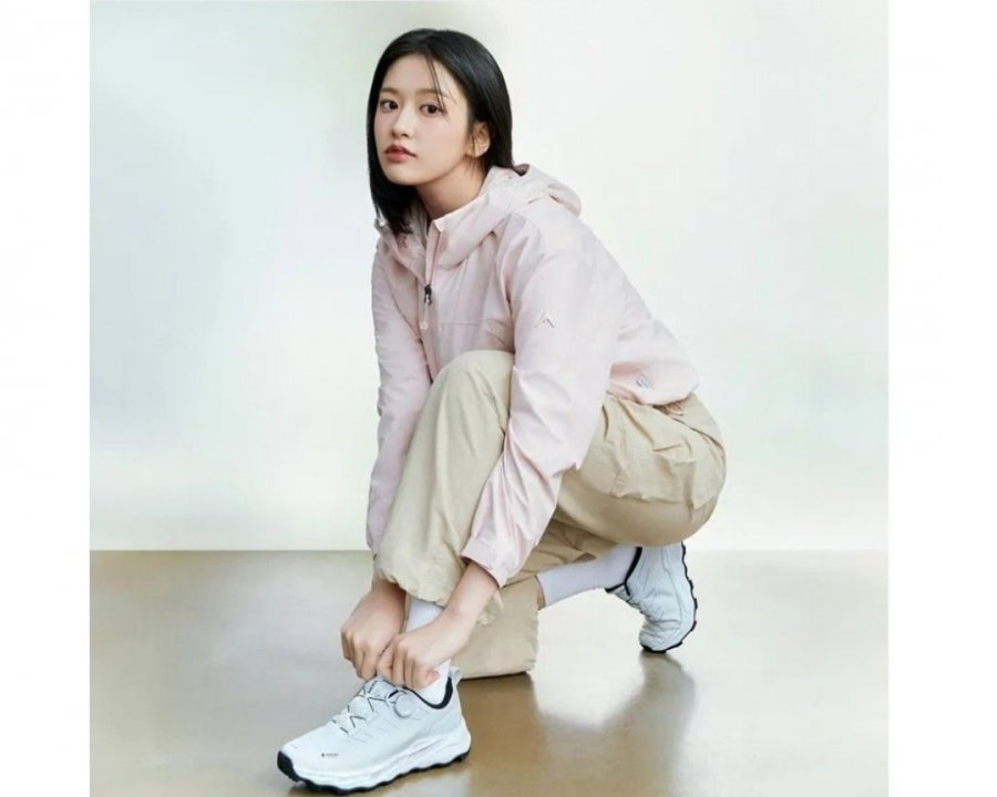 네파 공용 휘슬라이저 프로 고어텍스 트레킹화 (91,778원/무료)