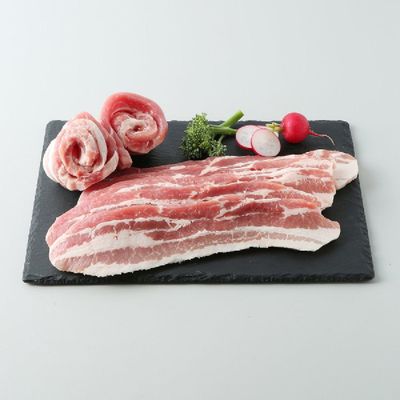 보먹돼 삼겹살 100G 990원 (카드)