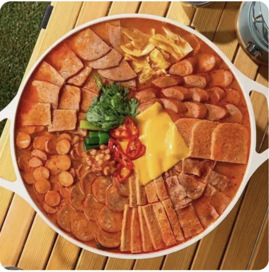 원팩쿠캣 점보 햄폭탄 부대찌개 1.5kg (12,880원 / 무배)